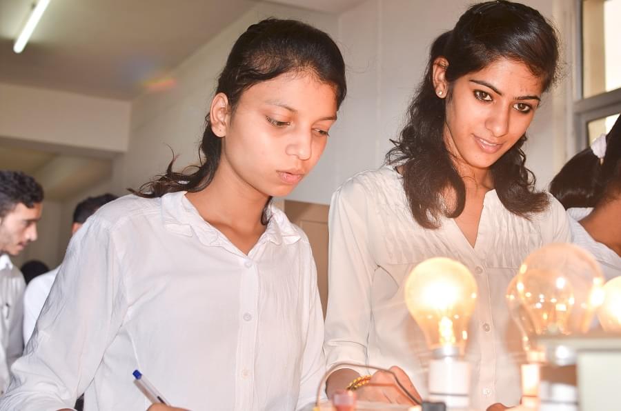 Advanced Institute of Pharmacy Palwal Infrastructure & Facilities photo 6